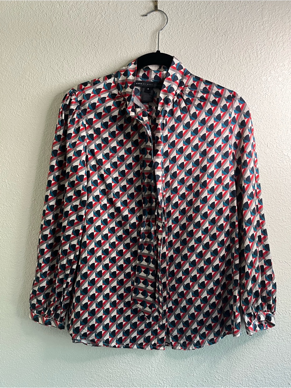 Marc Jacobs Geometric Print Tie-Neck Silk Cotton Shirt - Red/Blue/Grey - Picture 2 of 4